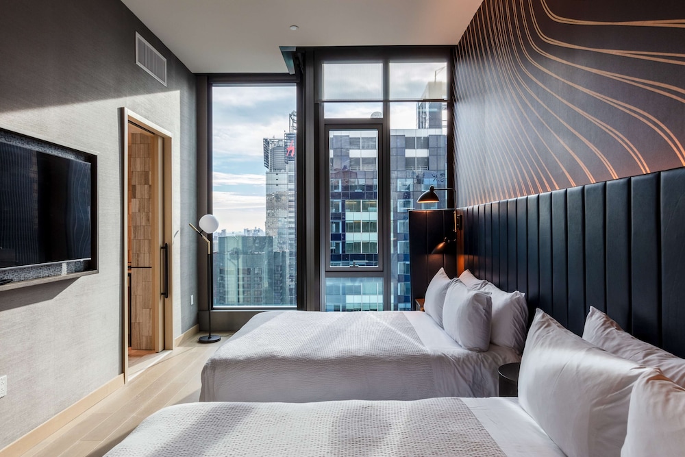 Tempo by Hilton New York Times Square — Hotel rooms in New York City, New York State