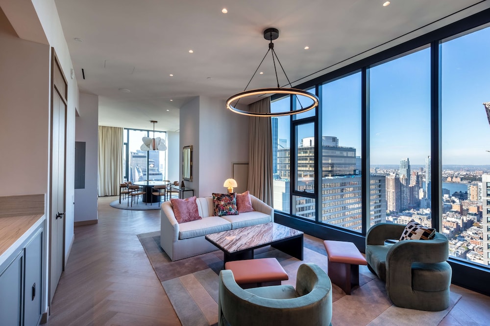 Tempo by Hilton New York Times Square — Hotel rooms in New York City, New York State