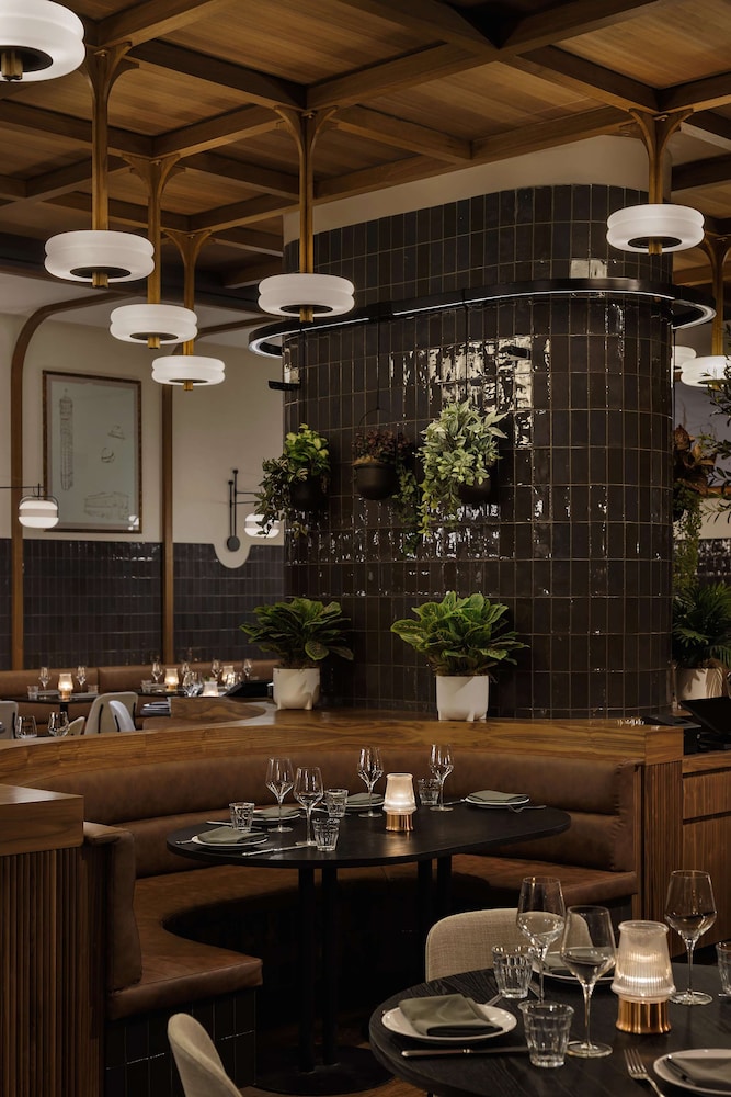 Motto By Hilton New York City Times Square — Restaurant & bars in New York City, New York State