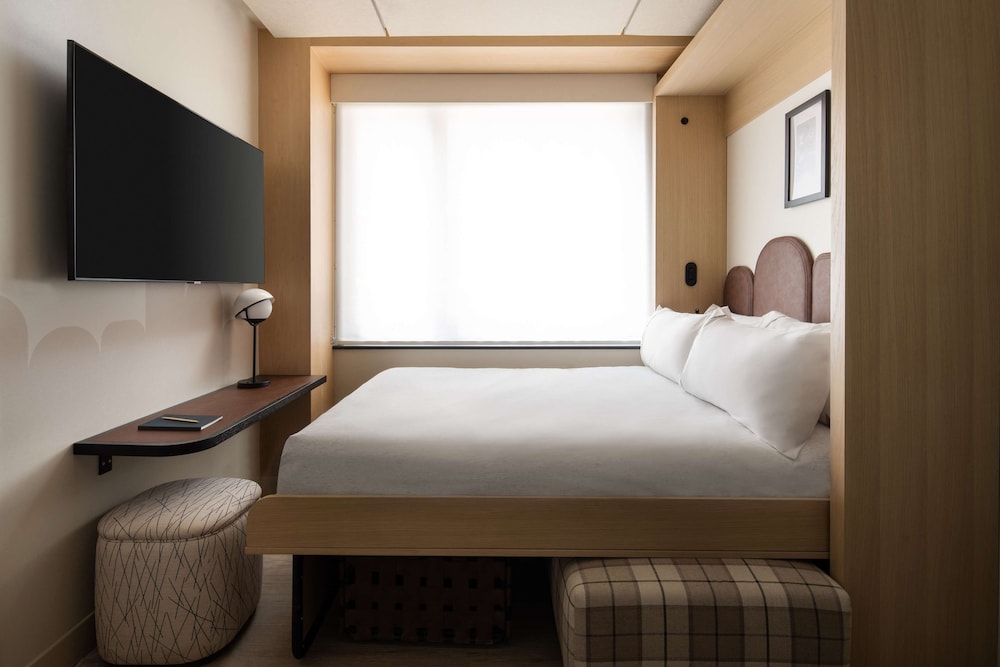 Motto By Hilton New York City Times Square — Hotel rooms in New York City, New York State