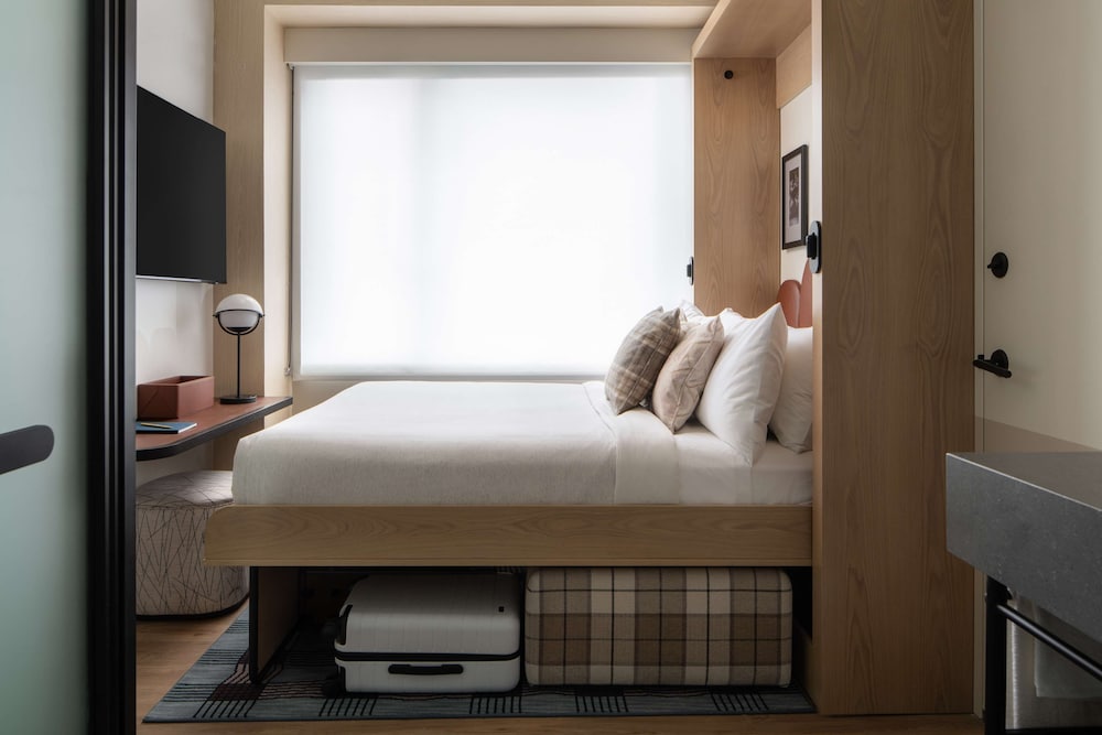 Motto By Hilton New York City Times Square — Hotel rooms in New York City, New York State