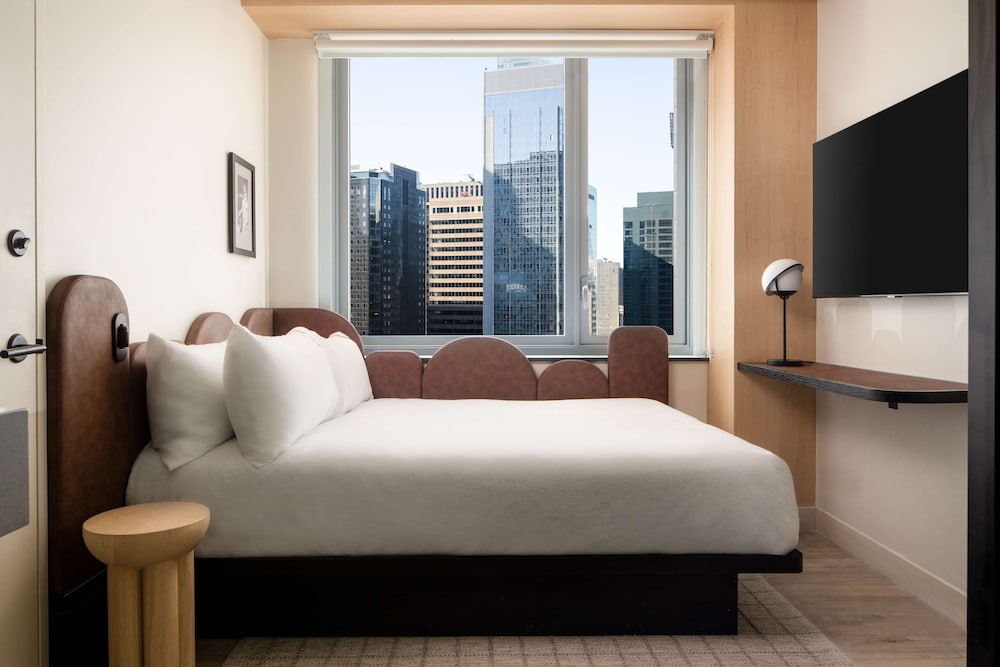 Motto By Hilton New York City Times Square — Hotel rooms in New York City, New York State