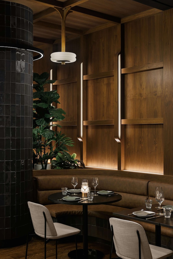 Motto By Hilton New York City Times Square — Restaurant & bars in New York City, New York State
