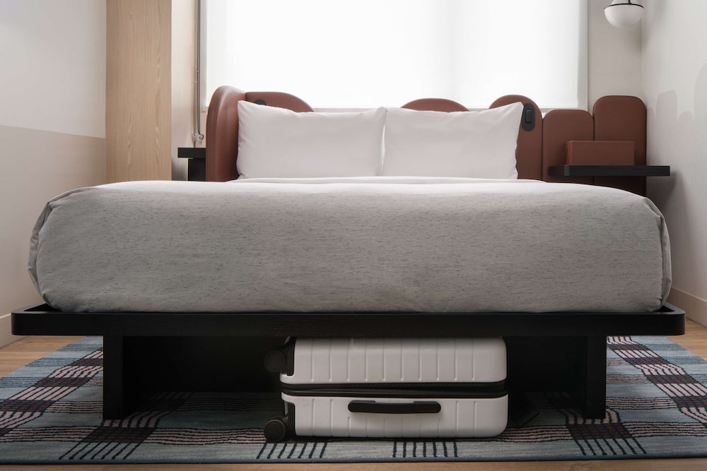 Motto By Hilton New York City Times Square — Hotel rooms in New York City, New York State