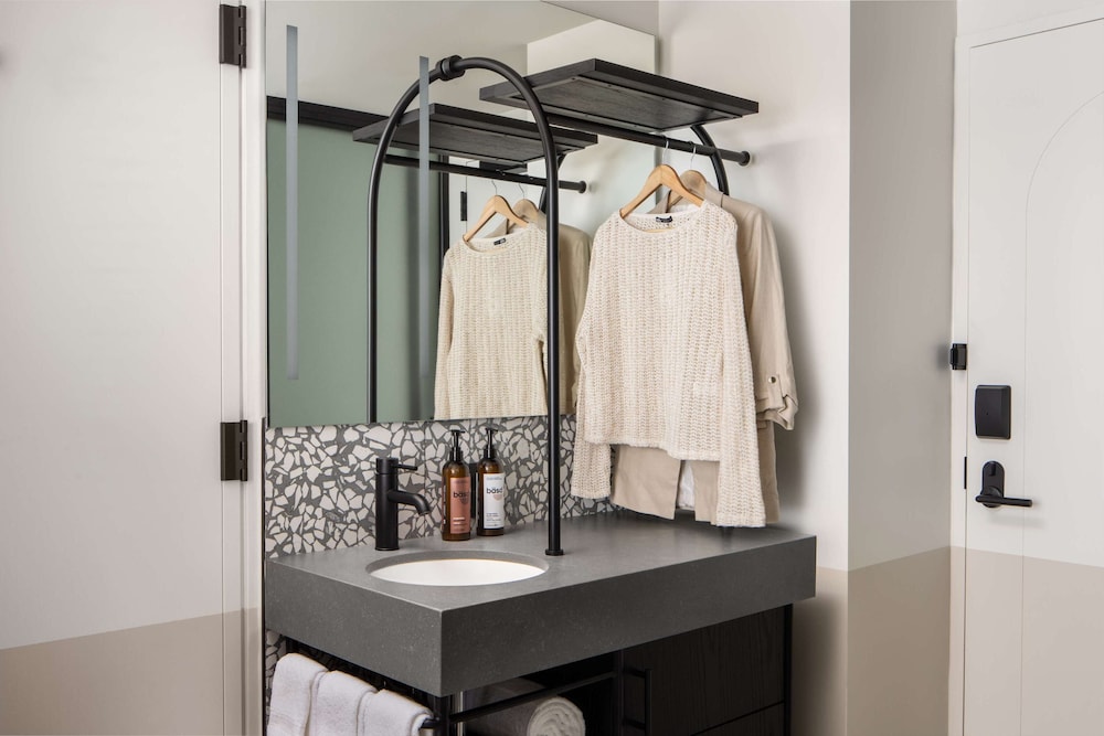 Motto By Hilton New York City Times Square — Hotel rooms in New York City, New York State
