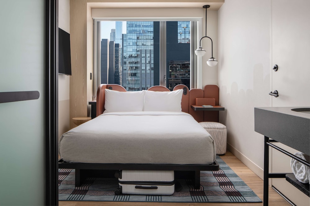 Motto By Hilton New York City Times Square — Hotel rooms in New York City, New York State