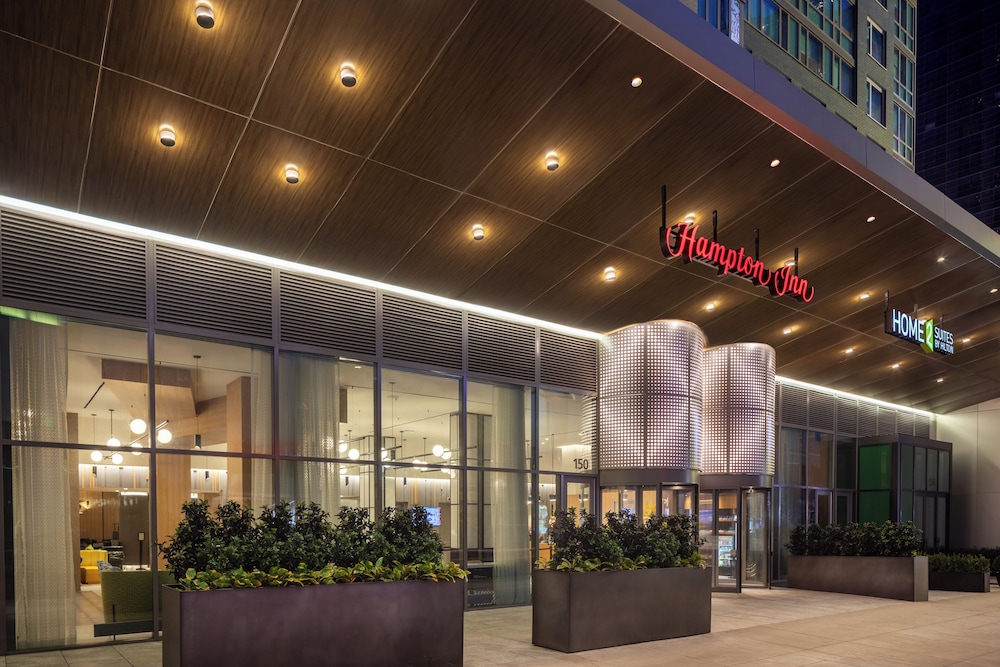 Home2 Suites By Hilton New York Times Square — Hotel building in New York City, New York State
