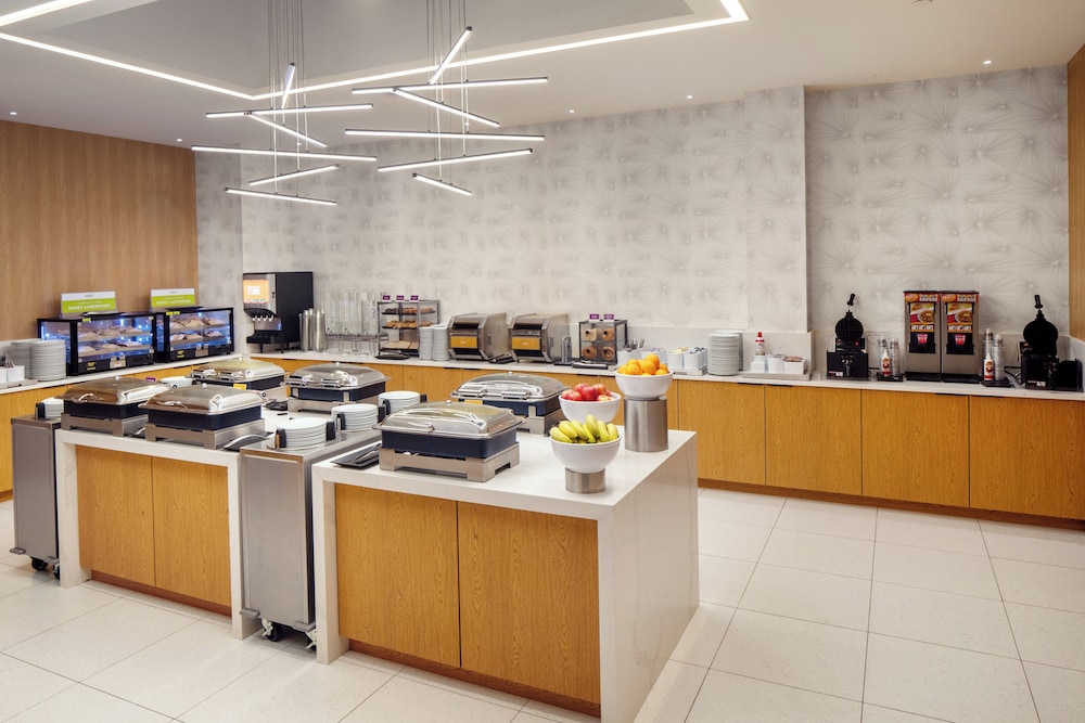 Home2 Suites By Hilton New York Times Square — Restaurant & bars in New York City, New York State