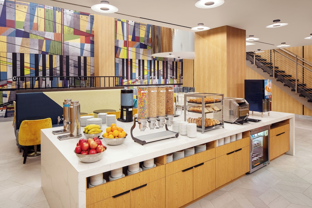 Home2 Suites By Hilton New York Times Square — Restaurant & bars in New York City, New York State