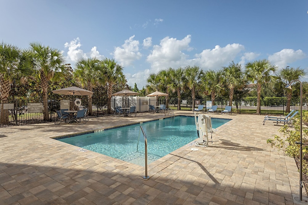 Pestana Orlando Suites - Lake Buena Vista — Swimming pool in Orlando, Florida