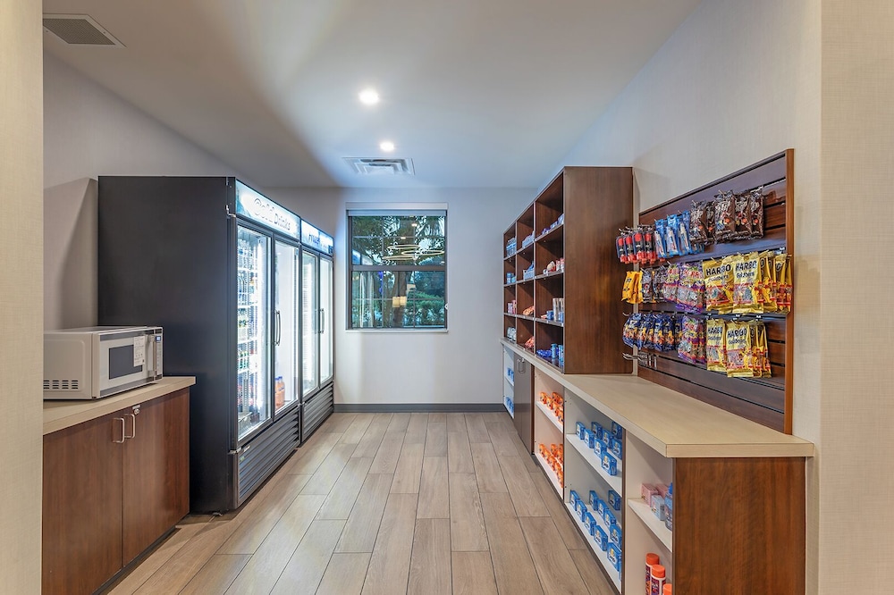 Pestana Orlando Suites - Lake Buena Vista — Hotel building in Orlando, Florida