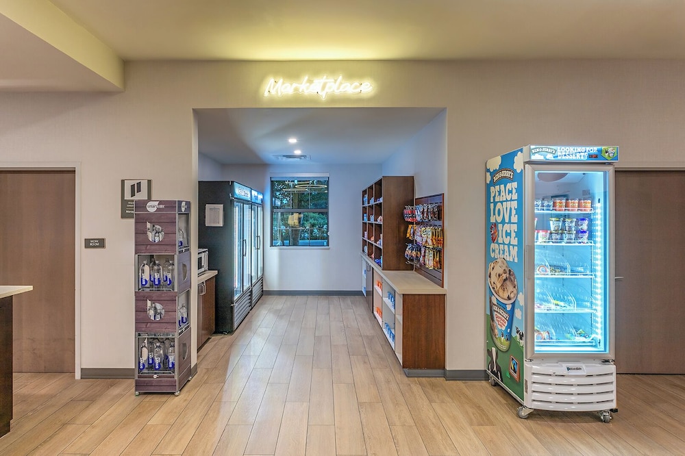 Pestana Orlando Suites - Lake Buena Vista — Restaurant & bars in Orlando, Florida
