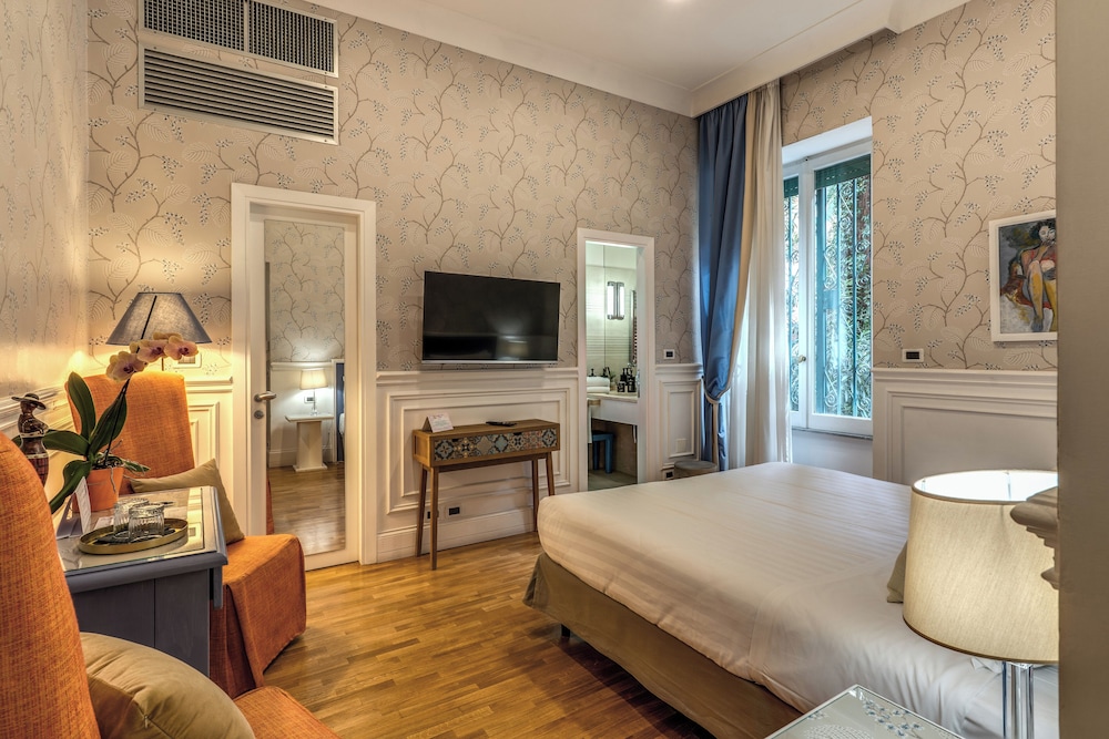 Mangili Garden Hotel — Hotel rooms in Rome, Lazio