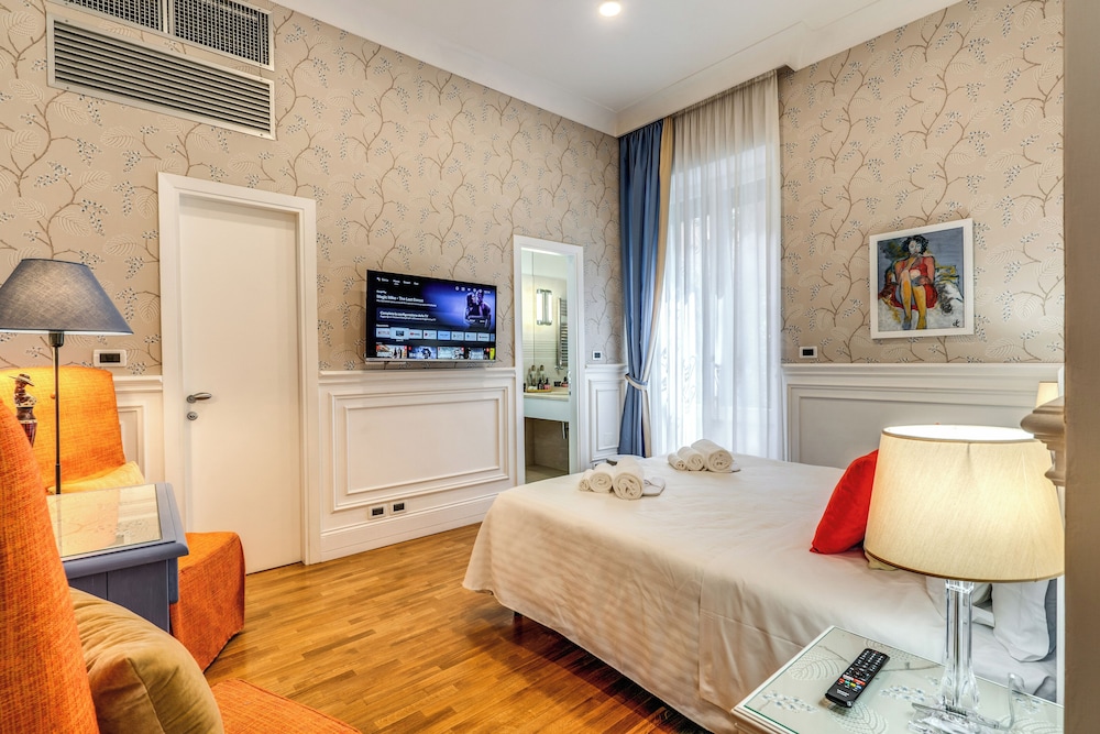 Mangili Garden Hotel — Hotel rooms in Rome, Lazio