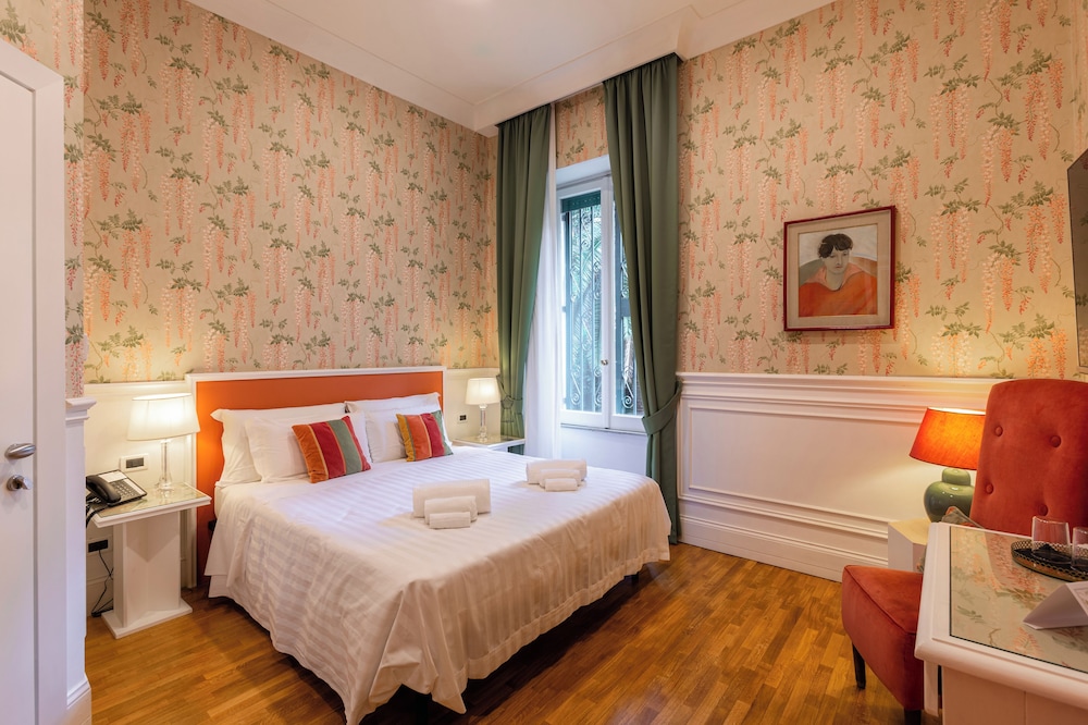 Mangili Garden Hotel — Hotel rooms in Rome, Lazio