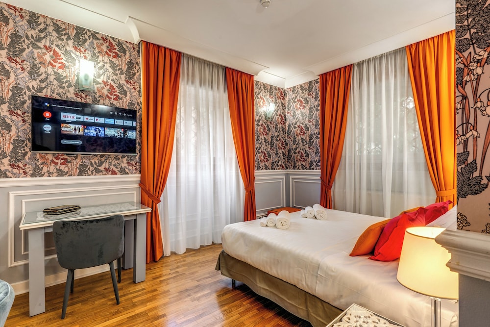 Mangili Garden Hotel — Hotel rooms in Rome, Lazio