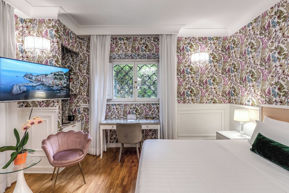 Mangili Garden Hotel — Hotel rooms in Rome, Lazio