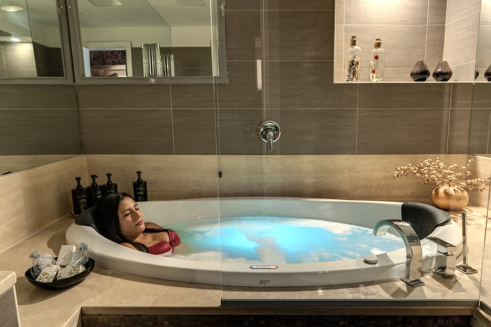 Mangili Garden Hotel — Spa in Rome, Lazio