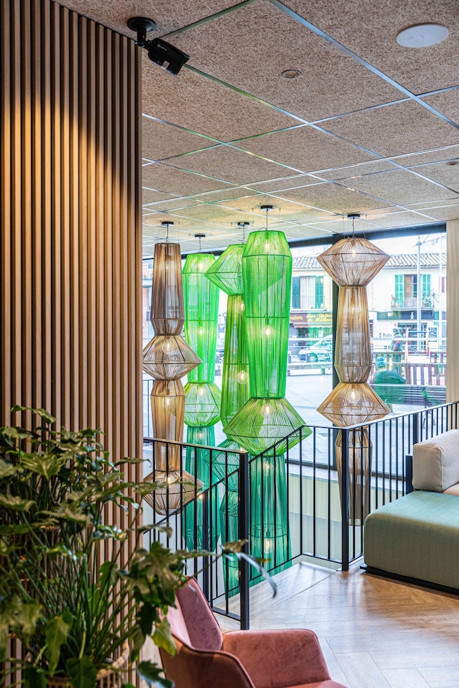 JS Palma Plaza Hotel — Hotel building in Palma de Mallorca, Balearic Islands