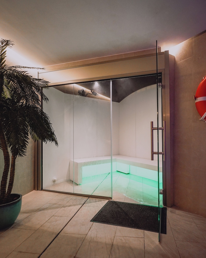 JS Palma Plaza Hotel — Spa in Palma de Mallorca, Balearic Islands