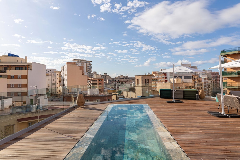 JS Palma Plaza Hotel — Swimming pool in Palma de Mallorca, Balearic Islands