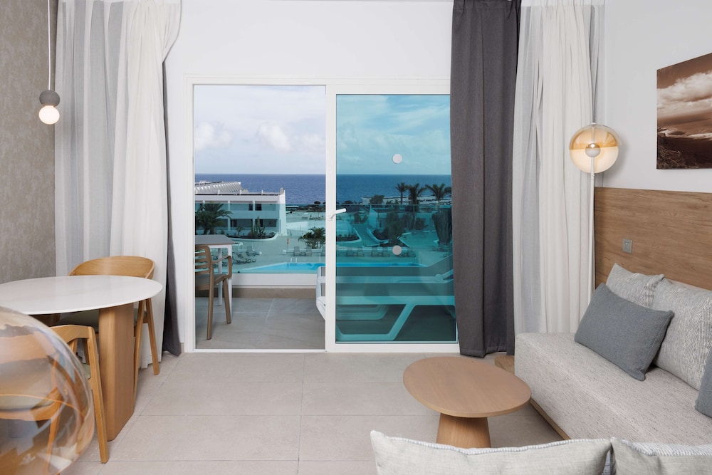 Radisson Blu Resort Lanzarote - Adults Only +16 — Hotel rooms in Costa Teguise, Canary Islands