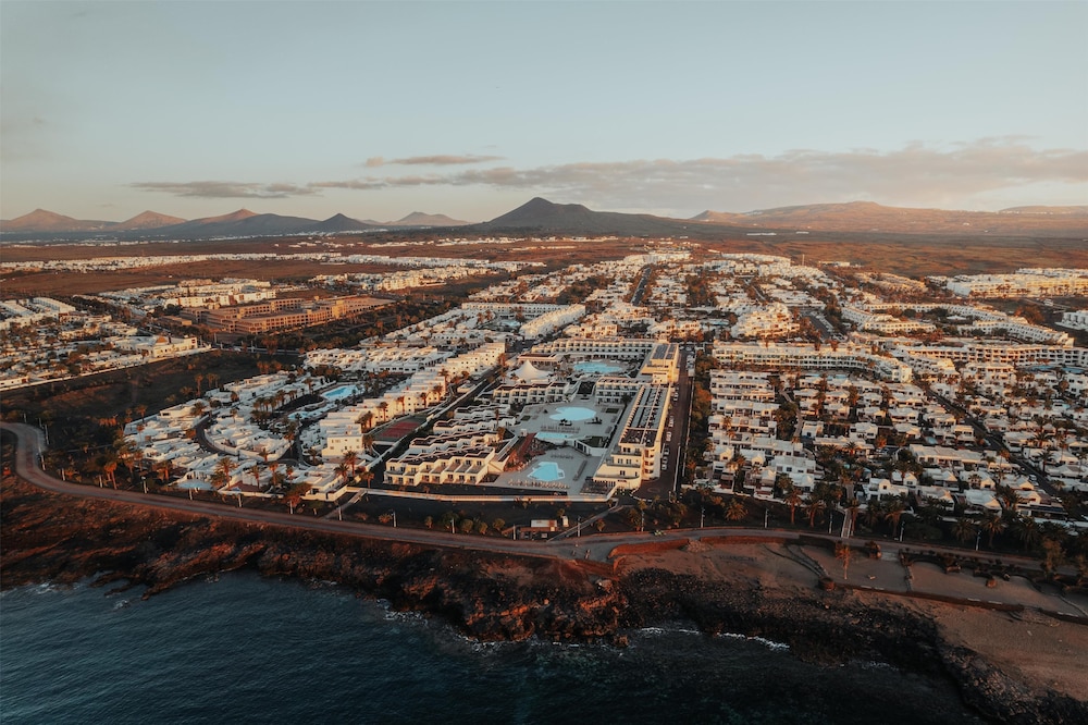 Radisson Blu Resort Lanzarote - Adults Only +16 — Attractions in the area in Costa Teguise, Canary Islands