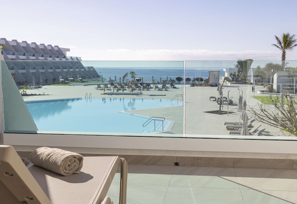 Radisson Blu Resort Lanzarote - Adults Only +16 — Swimming pool in Costa Teguise, Canary Islands
