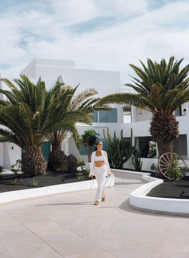 Radisson Blu Resort Lanzarote - Adults Only +16 — Hotel building in Costa Teguise, Canary Islands