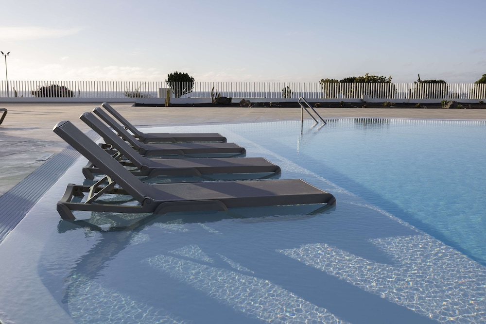 Radisson Blu Resort Lanzarote - Adults Only +16 — Swimming pool in Costa Teguise, Canary Islands