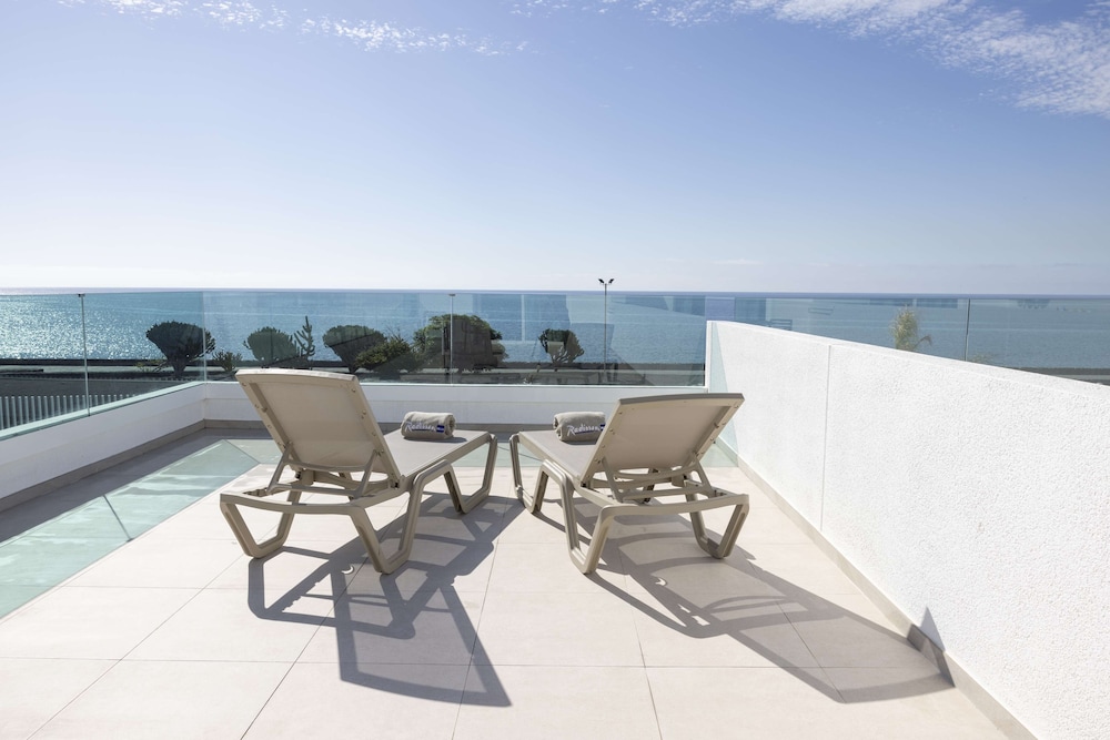 Radisson Blu Resort Lanzarote - Adults Only +16 — Hotel rooms in Costa Teguise, Canary Islands