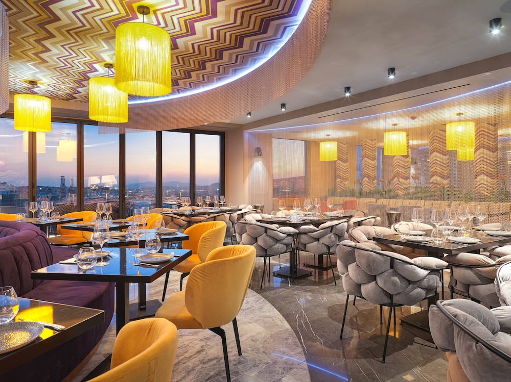 NYX Esperia Palace Hotel Athens — Restaurant & bars in Athens, Attica