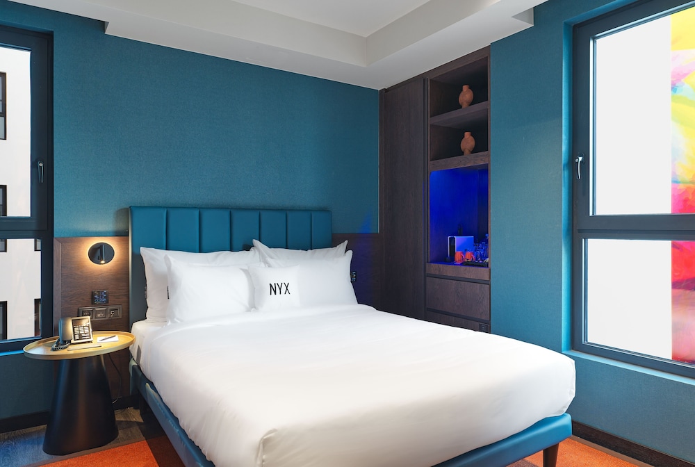 NYX Esperia Palace Hotel Athens — Hotel rooms in Athens, Attica