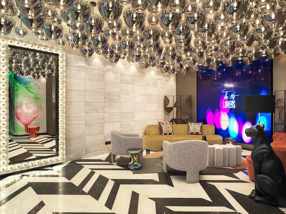 NYX Esperia Palace Hotel Athens — Restaurant & bars in Athens, Attica