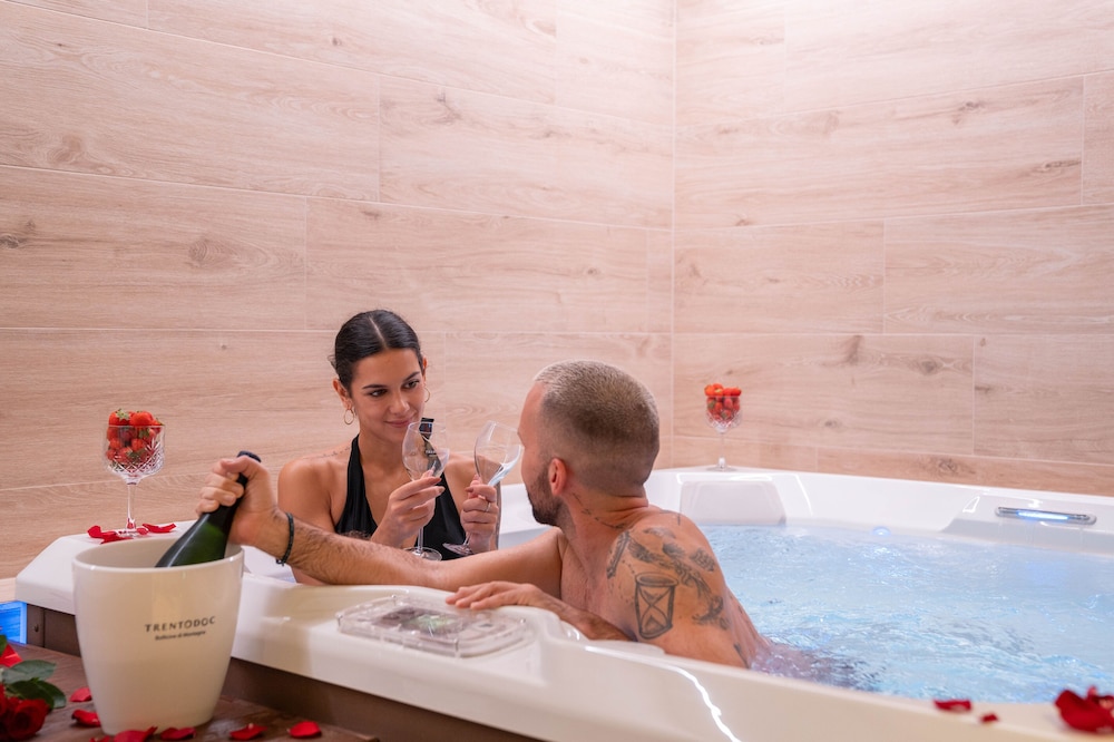 Lake Front Hotel Mirage — Spa in Riva del Garda, Trentino-Alto Adige