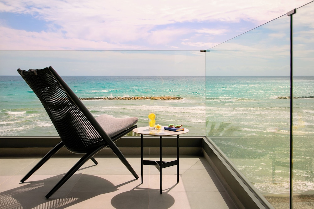 Mercure Larnaca Beach Resort - zdjęcie 3
