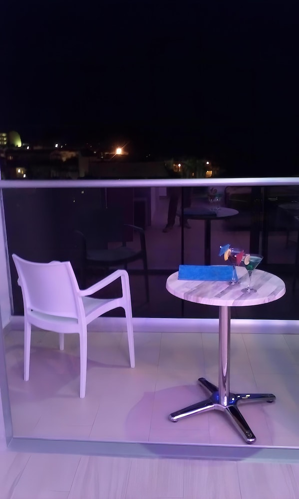 Captain Pier Hotel — Hotel rooms in Protaras, Famagusta Region