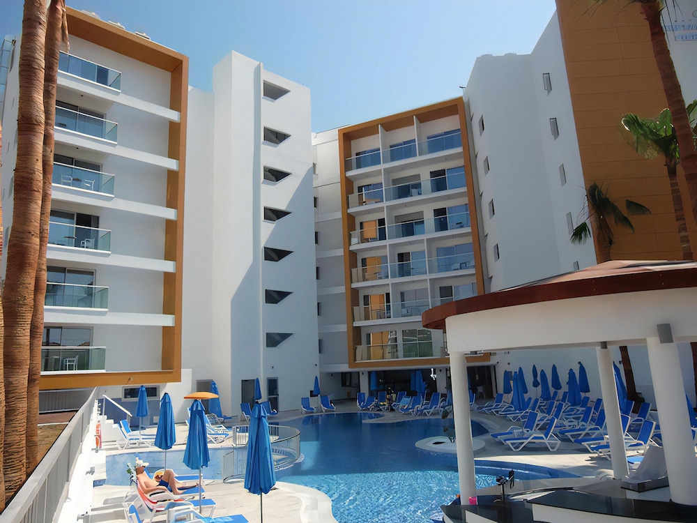 Captain Pier Hotel - zdjęcie 2