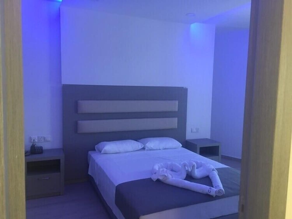 Captain Pier Hotel — Hotel rooms in Protaras, Famagusta Region