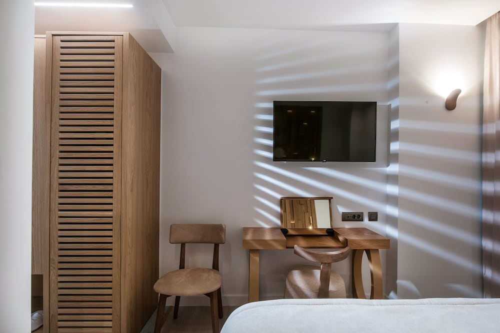 Dimargio Luxury Hotel & Spa — Hotel rooms in Heraklion