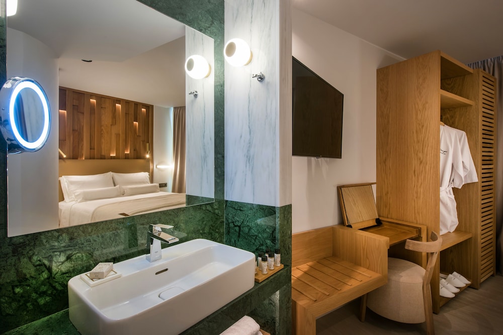 Dimargio Luxury Hotel & Spa — Hotel rooms in Heraklion