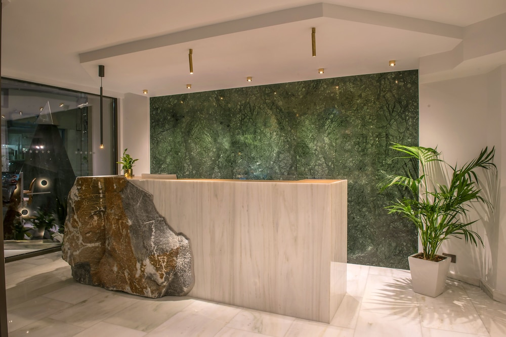 Dimargio Luxury Hotel & Spa — Hotel building in Heraklion