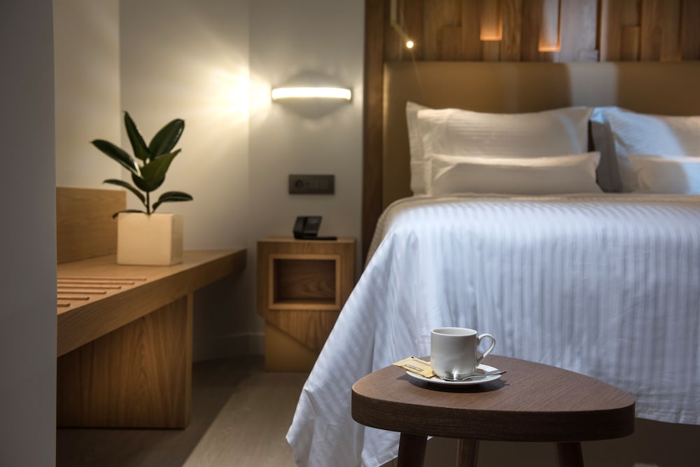 Dimargio Luxury Hotel & Spa — Hotel rooms in Heraklion