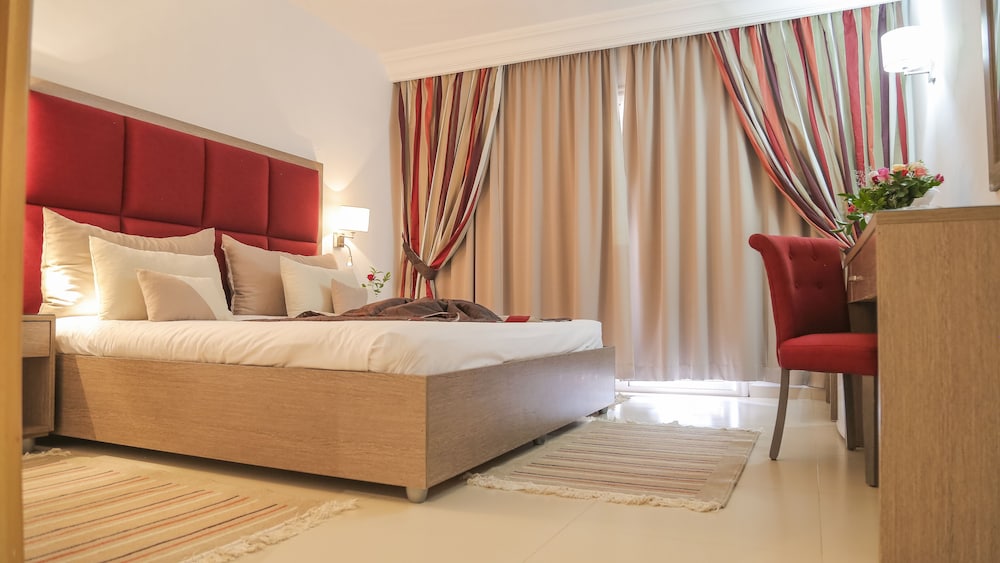 Hotel Marabout - Families and Couples Only — Hotel rooms in Sousse, Sousse