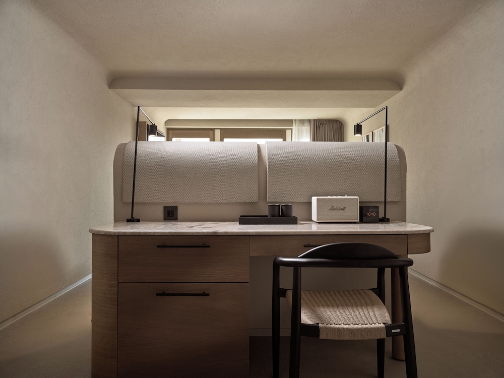 Omeon Mykonos — Hotel rooms in Agios Stefanos, South Aegean