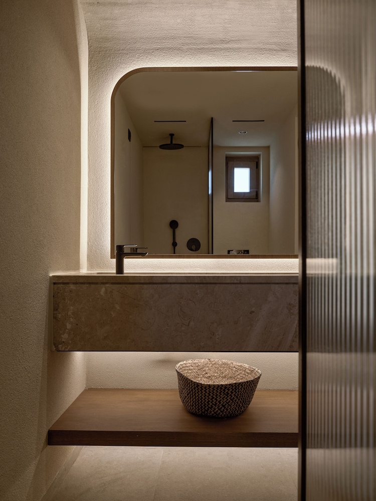 Omeon Mykonos — Hotel rooms in Agios Stefanos, South Aegean