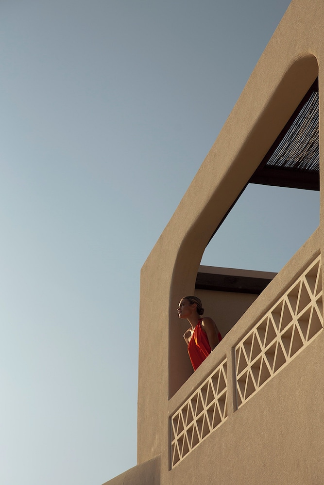 Omeon Mykonos — Hotel building in Agios Stefanos, South Aegean