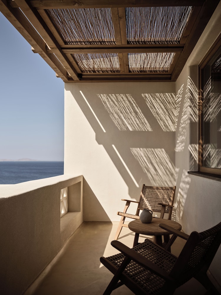 Omeon Mykonos — Hotel rooms in Agios Stefanos, South Aegean