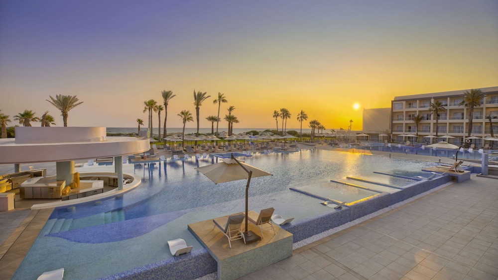 Hilton Skanes Monastir Beach Resort — Pool in Skanes inc. Monastir, Monastir