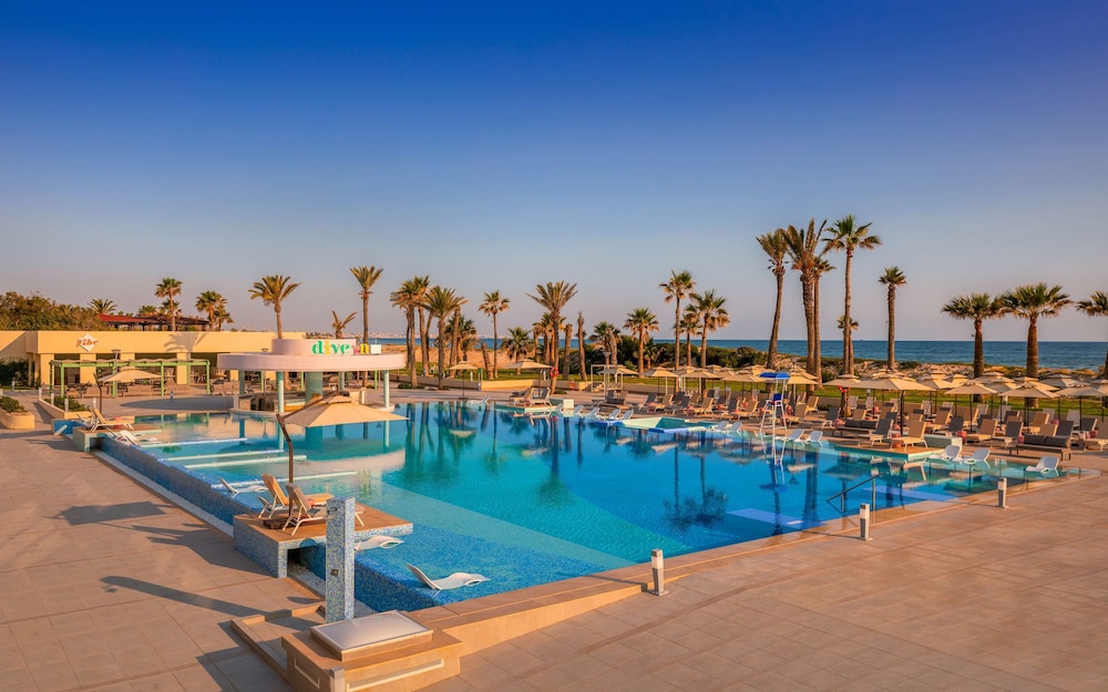 Hilton Skanes Monastir Beach Resort — Main photo in Skanes inc. Monastir, Monastir